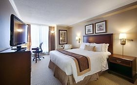 Best Western Plus Ottawa Downtown Suites